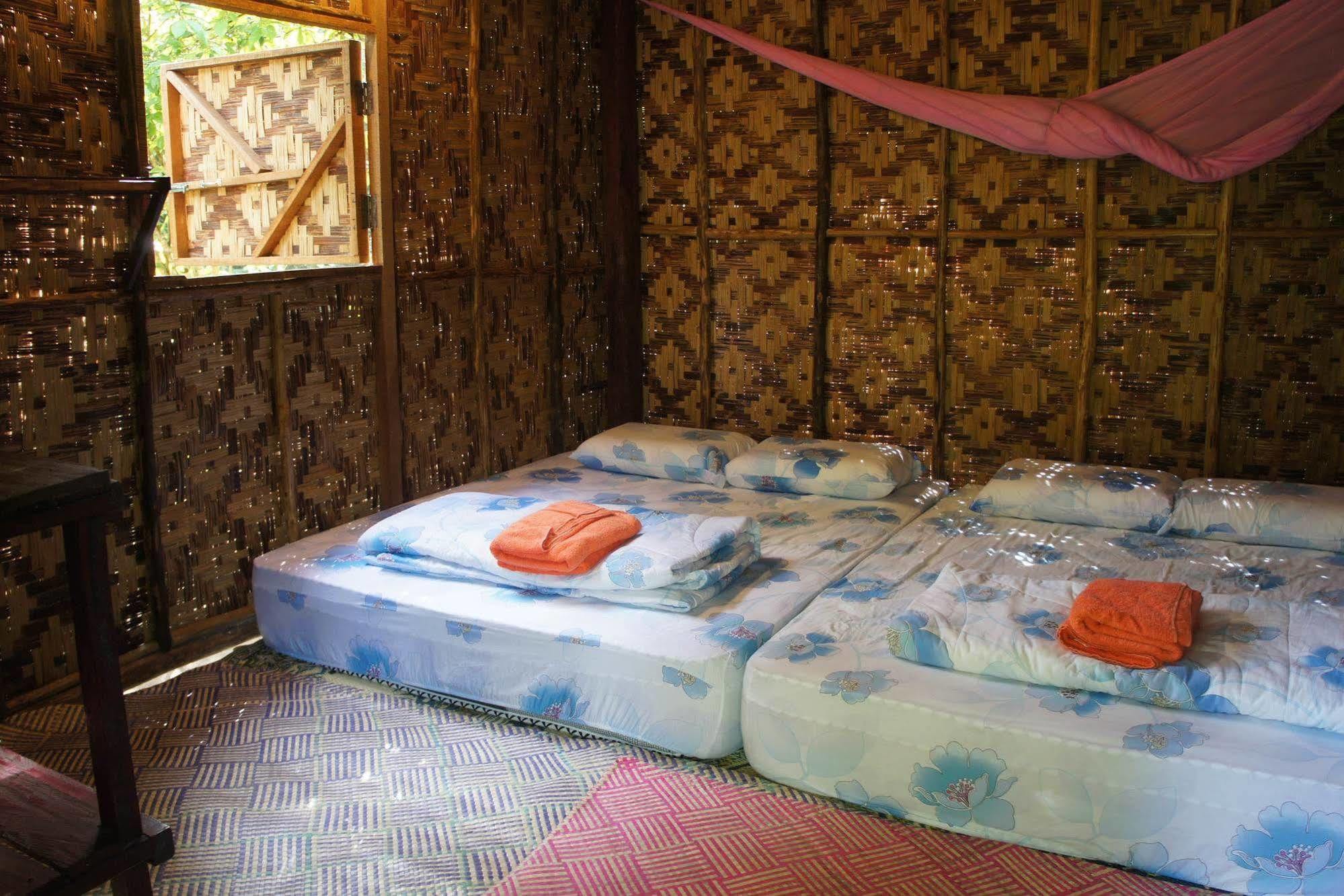 Rain Forest Inn Ringlet Екстер'єр фото